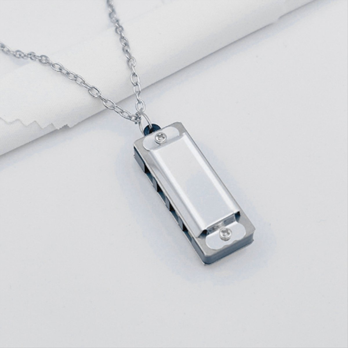 ABXY Mini Harmonica Necklace 4 - Musical Instrument For Beginners 评论和价格